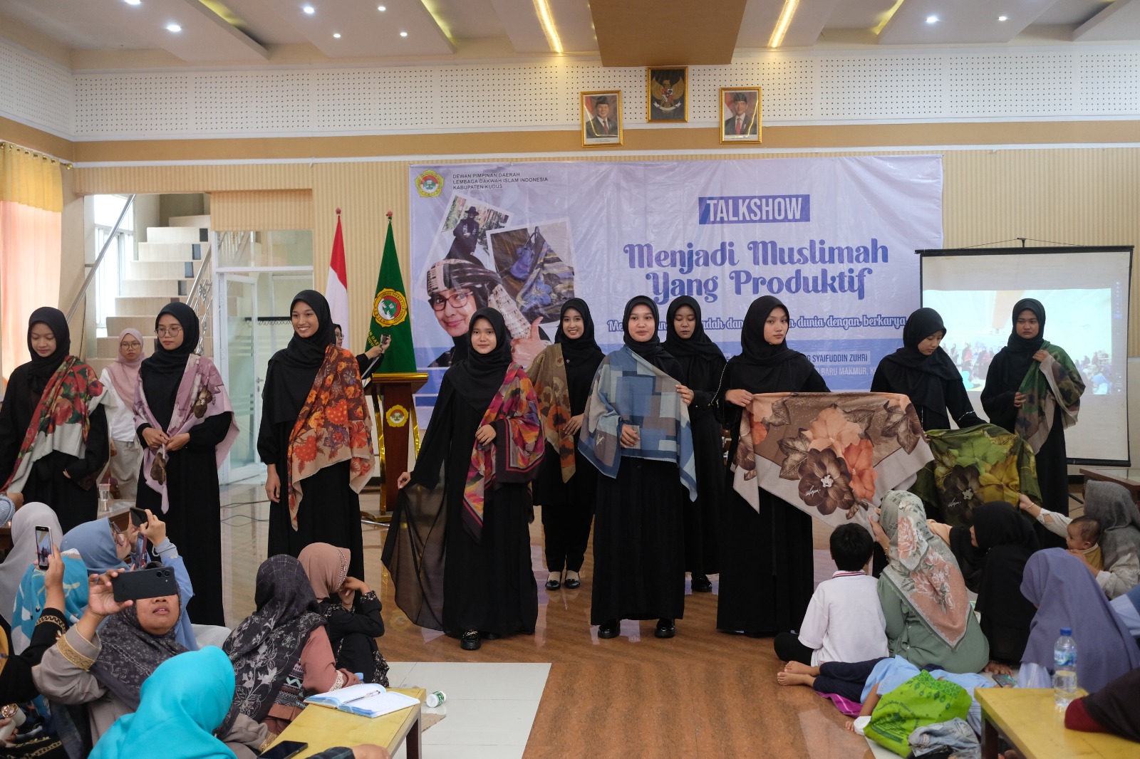 Dari Lokal untuk Indonesia: Pesan Ida Royani agar Muslimah LDII Kudus Tak Hanya Religius tapi Produktif